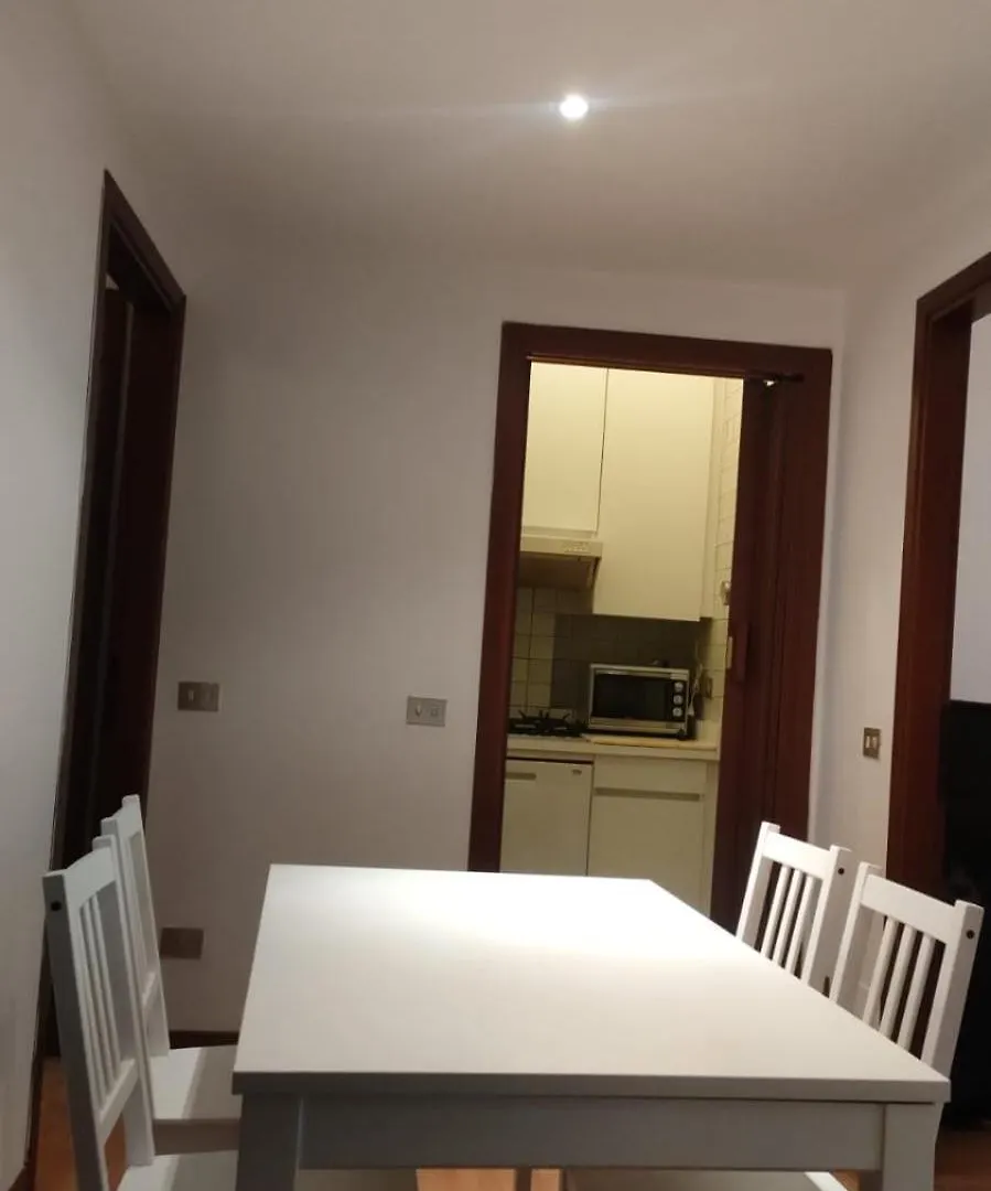 3 MINUTES ON FOOT FROM DUOMO BIG APARTMENT with 3 BEDROOM Milan 0*,