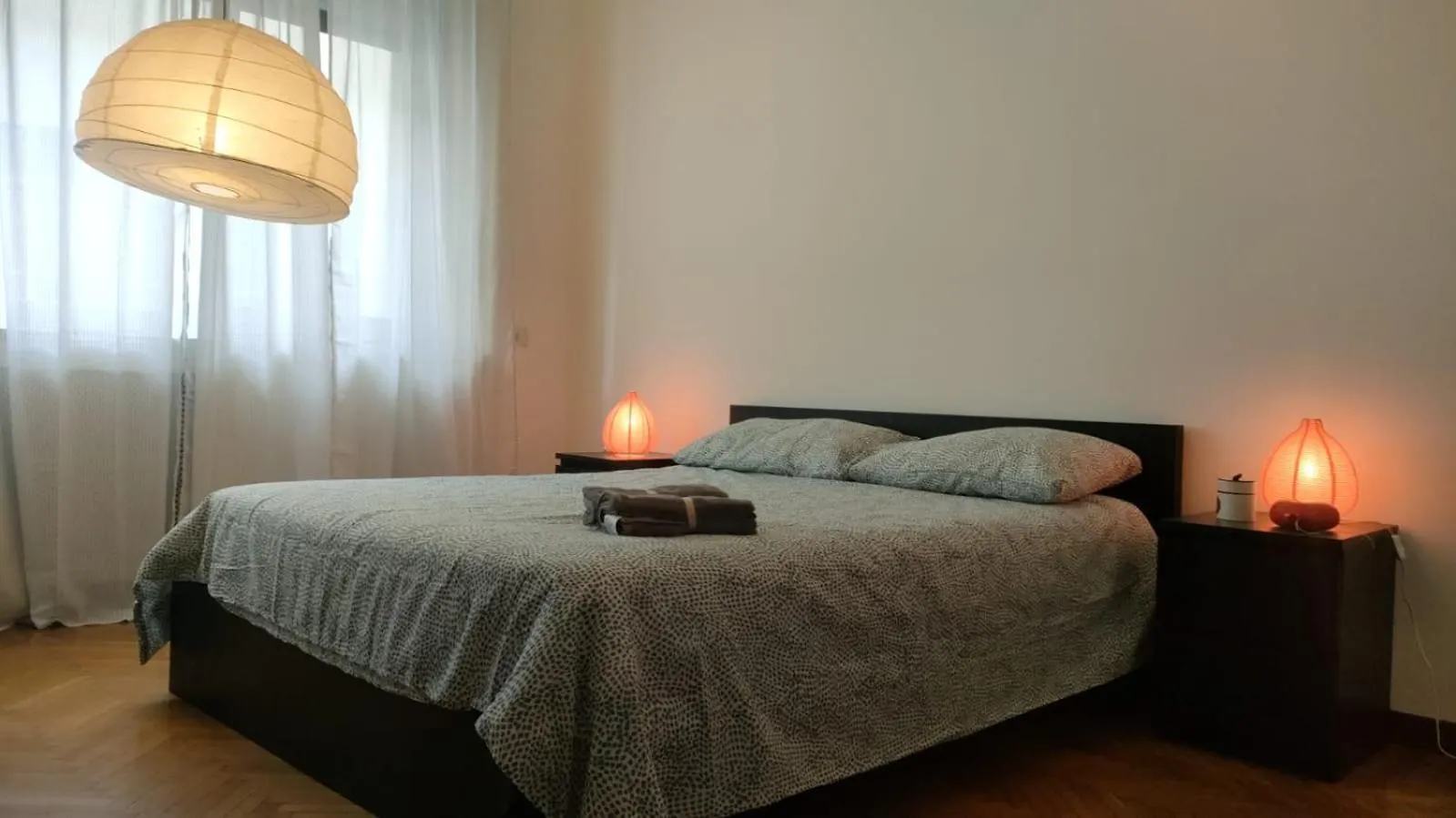 3 MINUTES ON FOOT FROM DUOMO BIG APARTMENT with 3 BEDROOM Milan